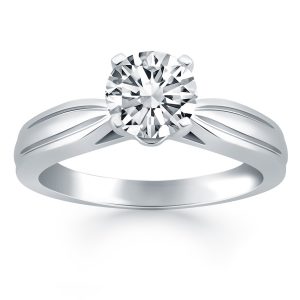 14K White Gold Tapered Engagement Solitaire Ring
